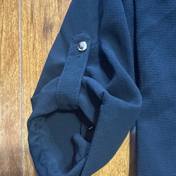 Elegant Black Women's Top - Picture 3 of 4